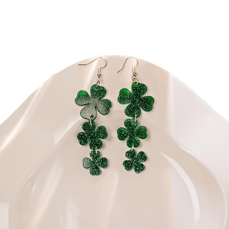 European and American Cross-border Irish St. Patrick's Day Earrings Versatile Green Lucky Four-leaf Clover Acrylic Earrings