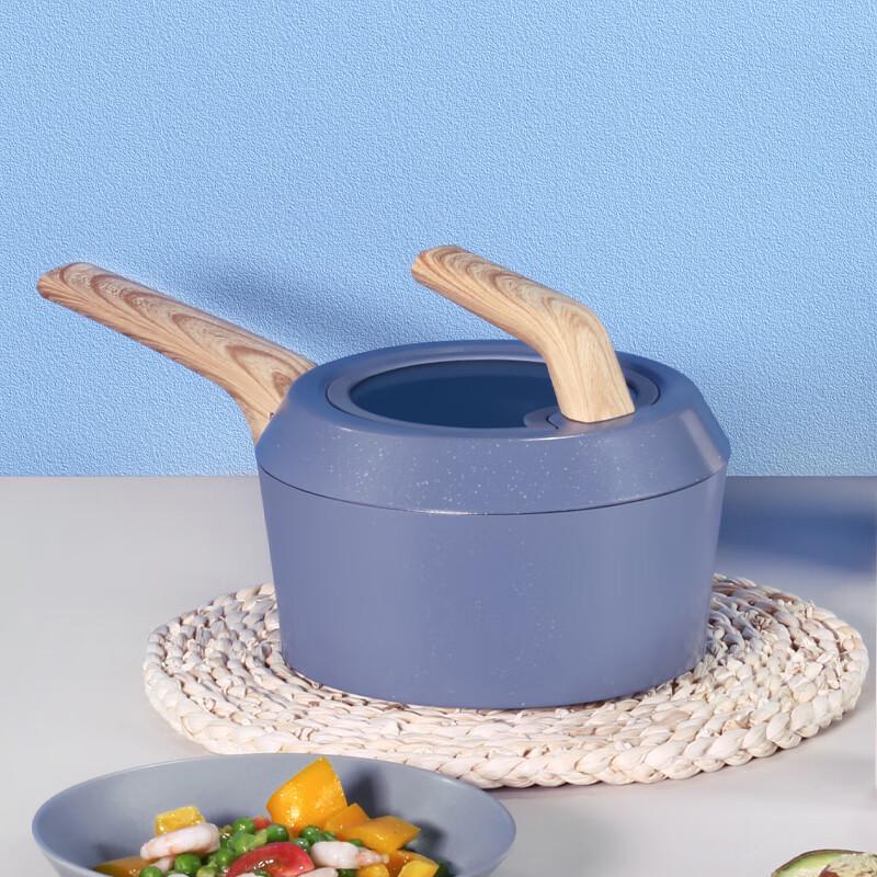 Chui Da Huang Qingcheng Die-cast Milk Pot