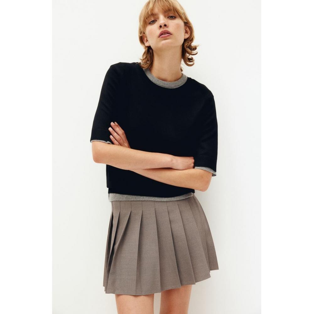 

Топ тонкой вязки HM черный