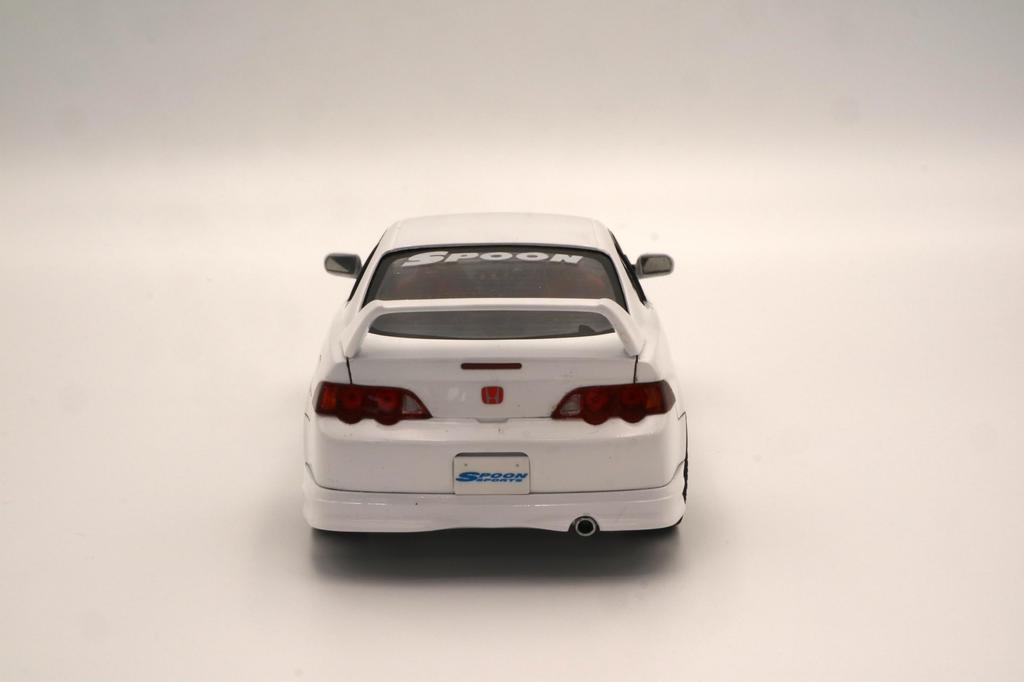 Plastikový model Inch Up Series Spoon, nový Integra Type R DC5, č. 290, měřítko 1/24.