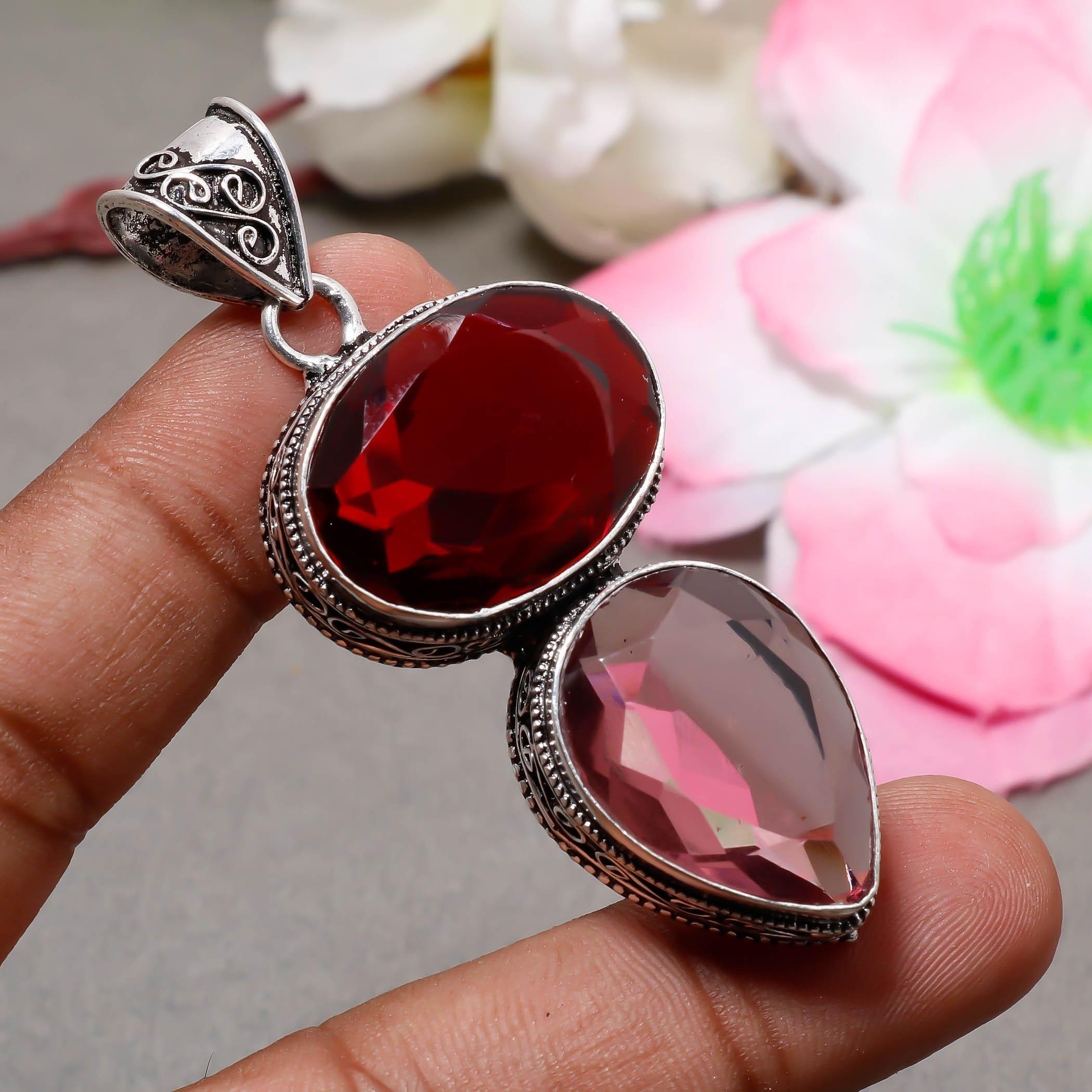 

Mozambique Garnet Gemstone 925 Sterling Silver Boho Jewelry Antique Pendant