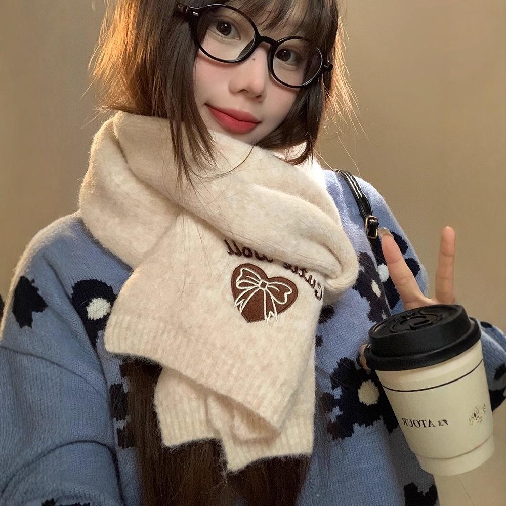 Love Bow Embroidered Scarf Women's Winter New Korean Versatile Warm Scarf Hand-knitted Student Couple
