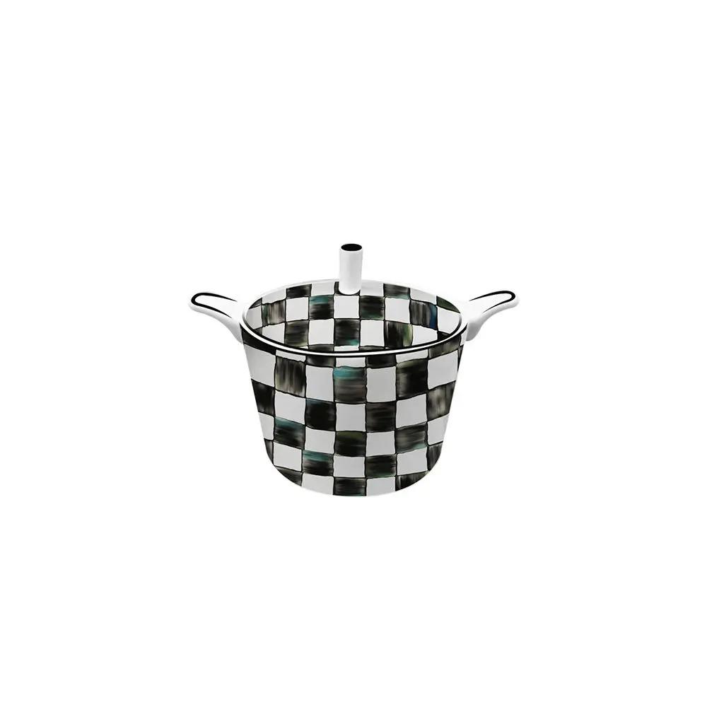 Piatto piano in ceramica a scacchi bianco e nero Tazza da caffè e piattino in bone china Piatti per cibi occidentali Stoviglie eleganti per la casa Tazza