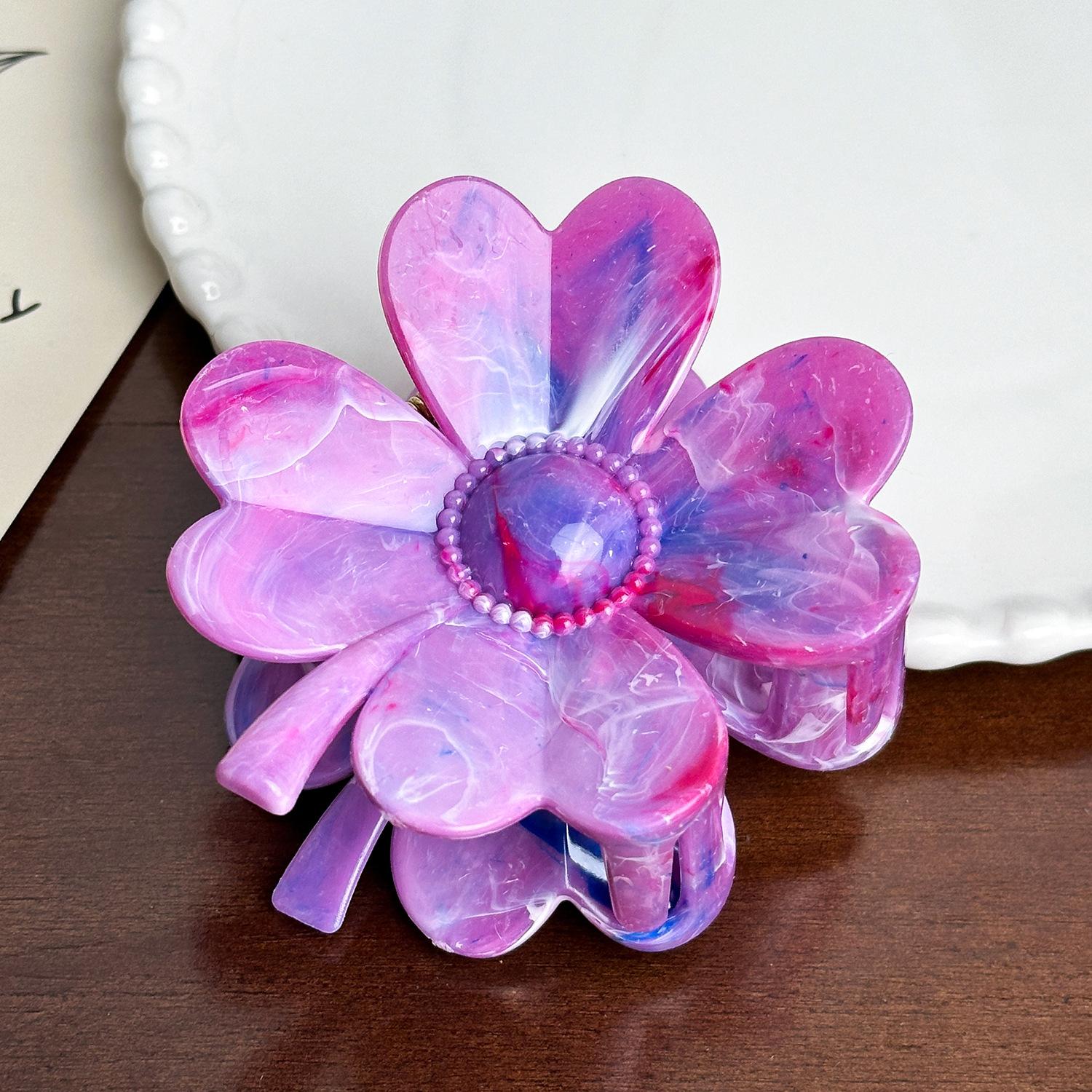 

Gradient Stylish Color Four Leaf Clover Hair Clip Perfect For Fashionable Updos And Wear Everyday Purple8.2cm