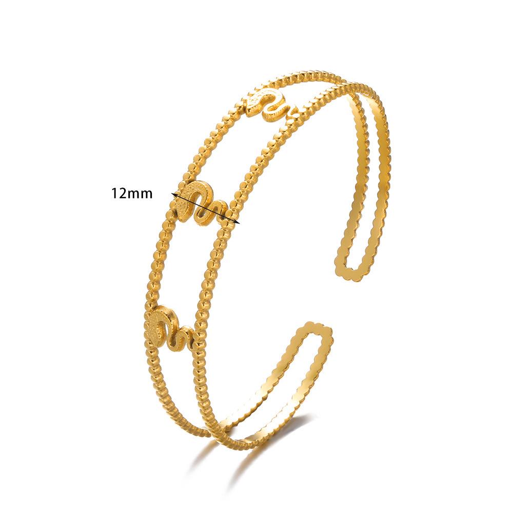 European & American Stainless Steel Heart-Shaped Hollow Geometric Bracelet