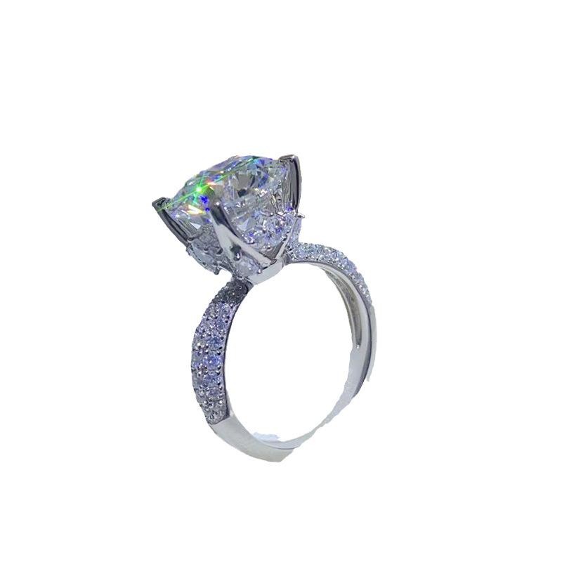 Luxury 5 Carat D Color Moissanite Women's Ring with Eight Hearts and Arrows Cut - European and American Style
