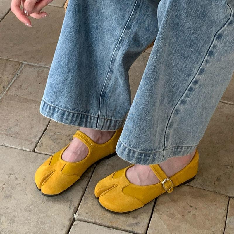 Fashion Fashion Buckle Strap Women Mary Janes Flats Shoes Luxury Female Shallow Footwear Strange Toe Ladies Flats Shoes lady