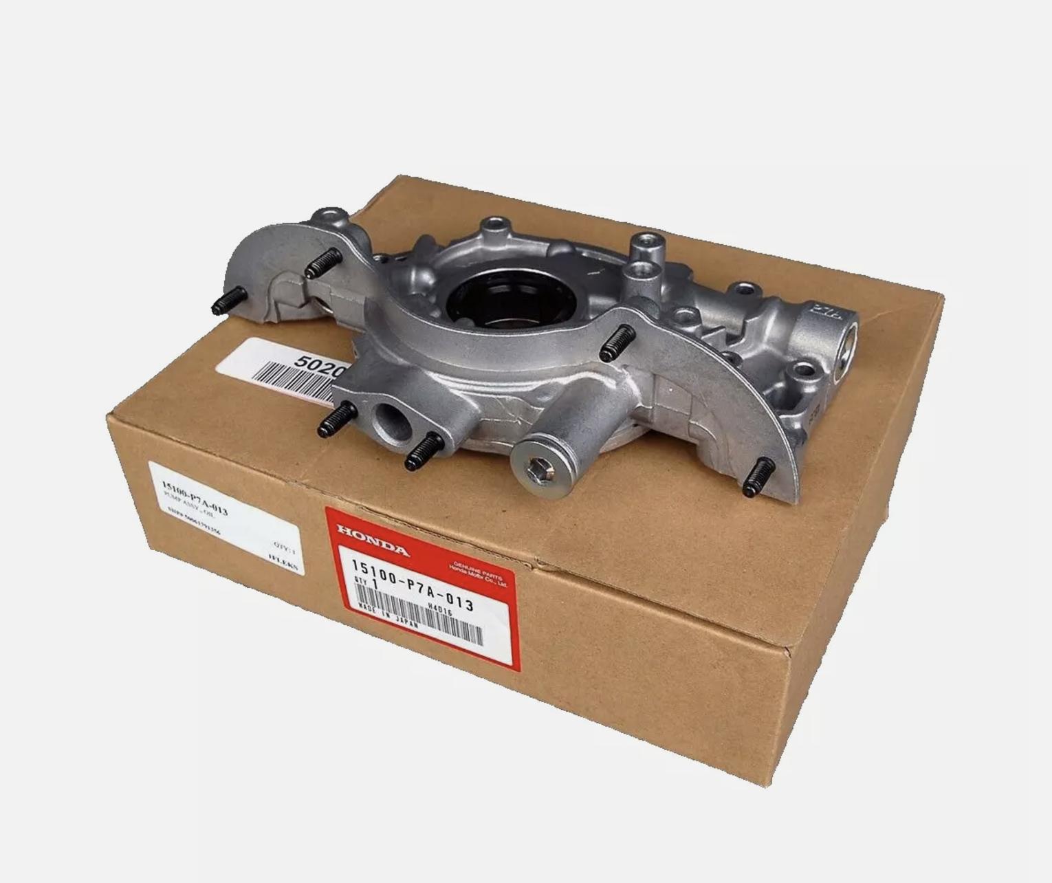 

Honda Genuine 15100-P7A-013 Oil Pump 96-00 Civic del Sol D16Y5,7,8 1.6 D16B5 OEM