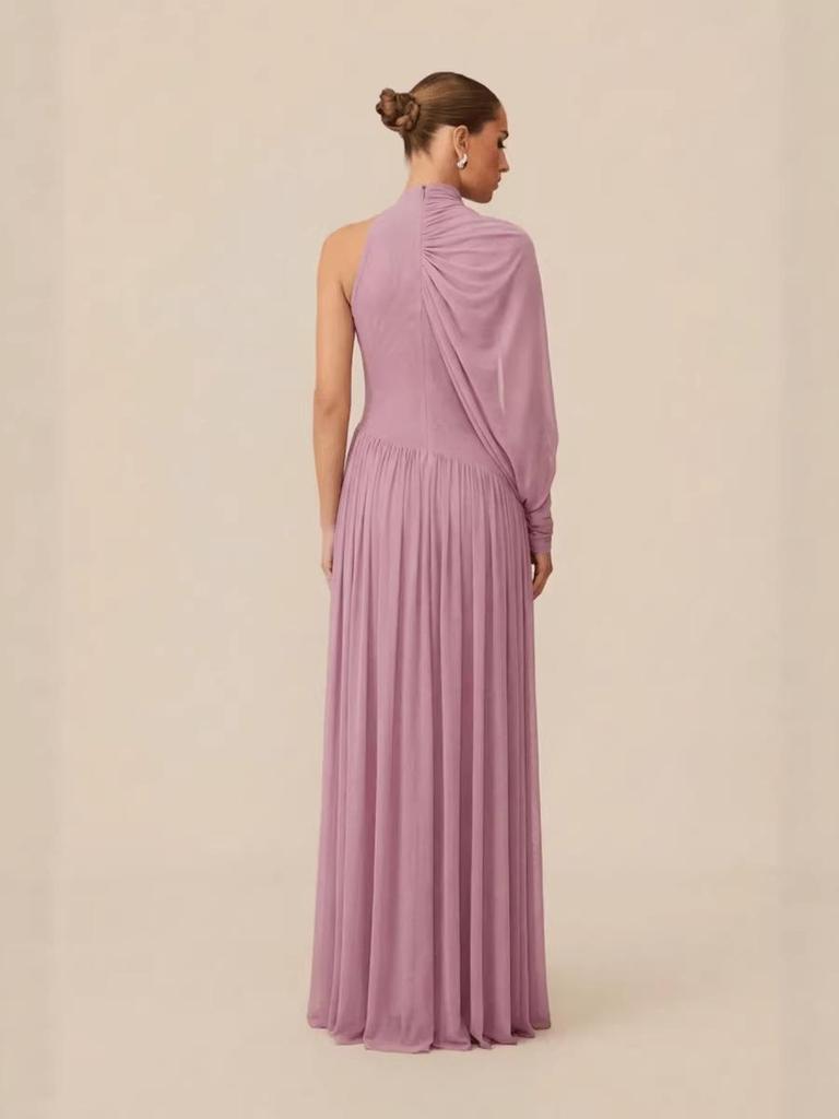 Elegant Halterneck Pleated Evening Gown with Swing Sleeves