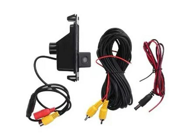 Compatible Reverse Backup Camera for Hyundai I10/i20/i30