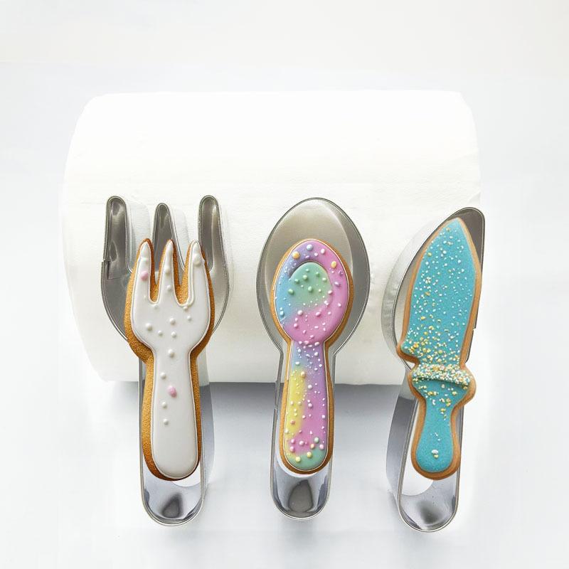 Cute Knife Fork Spoon Shaped Cookie Cutters Tableware Biscuits Moulds Stamps Stainless Steel Fondant Embossing Baking Tools