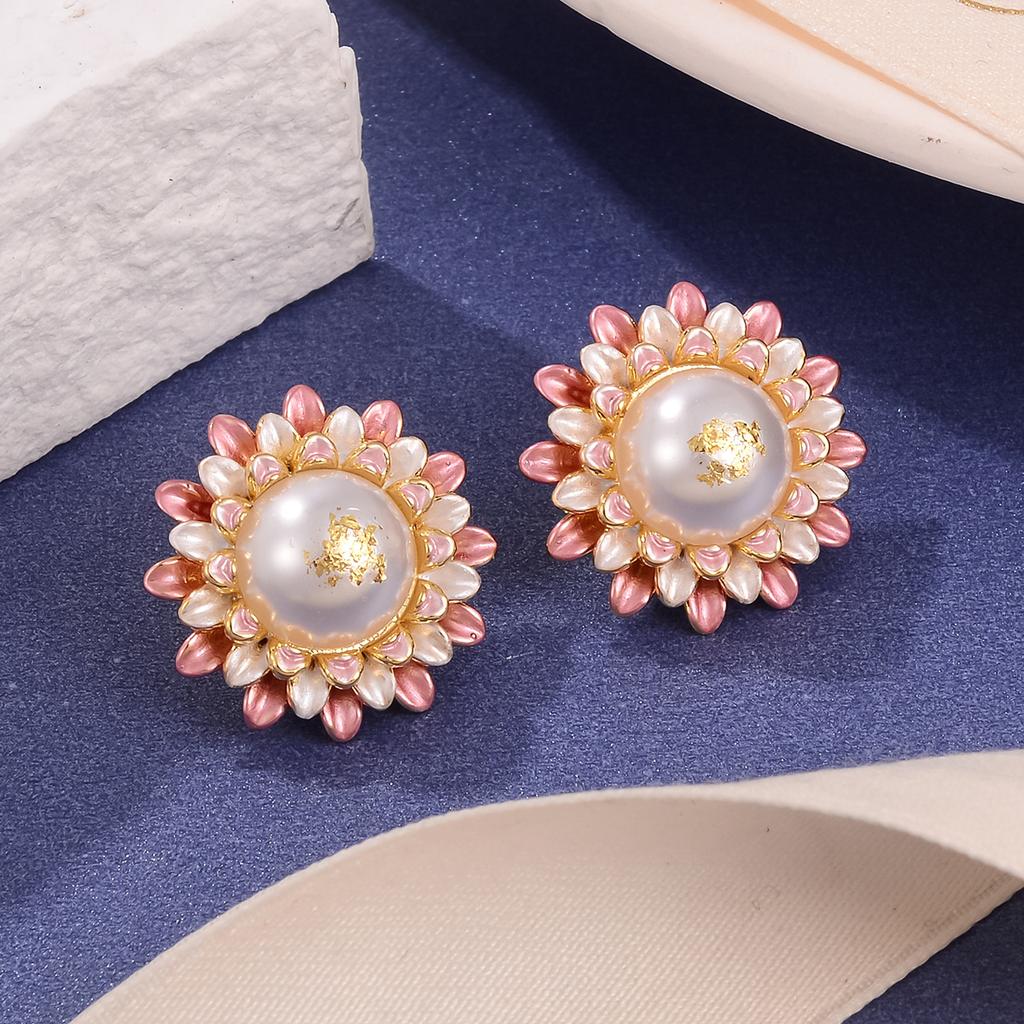 Aesthetic French Retro Enamel Flower Stud Earrings Monet Garden Oil Painting Antique Pearl Oil Dripping Silver Needle Earrings Women