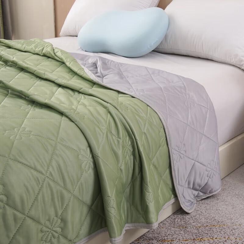 PLOVER Ice Silk Cooling Summer Comforter