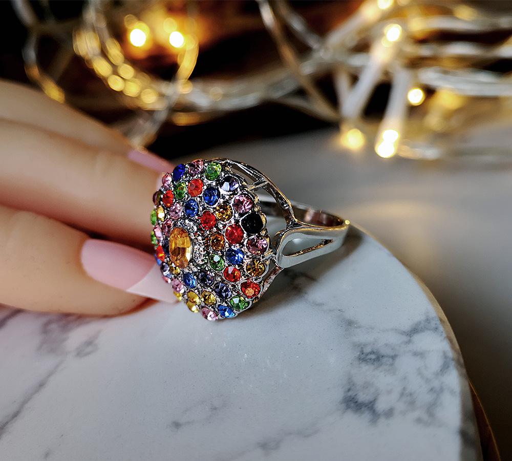 Rongyu Starry Night Dazzling Ring: European & American Style Colored Diamond Flower Ring