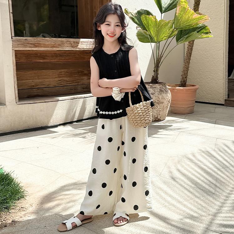 Girls' Summer Set with Wave Point Nine Minute Pants