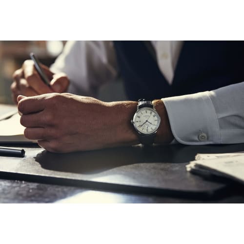 Orient Star RK-AU0002S Men's Elegant Classic Automatic Watch, Made in Japan, with a 2-Year Manufacturer's Warranty, White and Silver