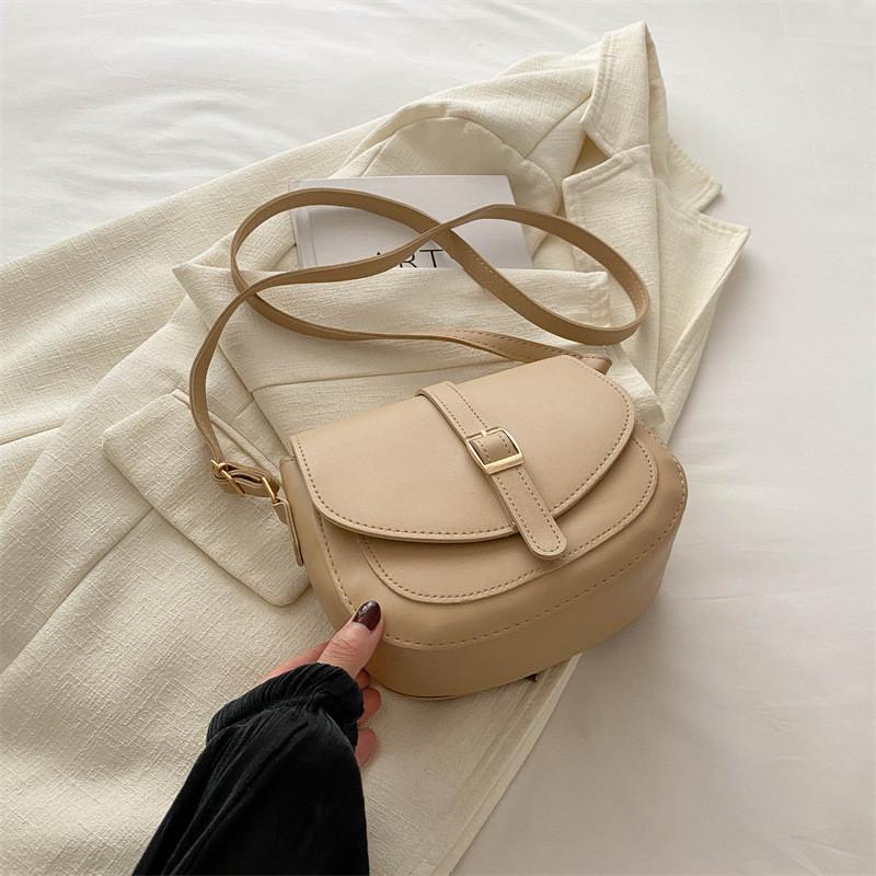 Elegant Retro Saddle Bag 2024 Trendy Shoulder Bag For Women Simple Casual Pu Crossbody Bag