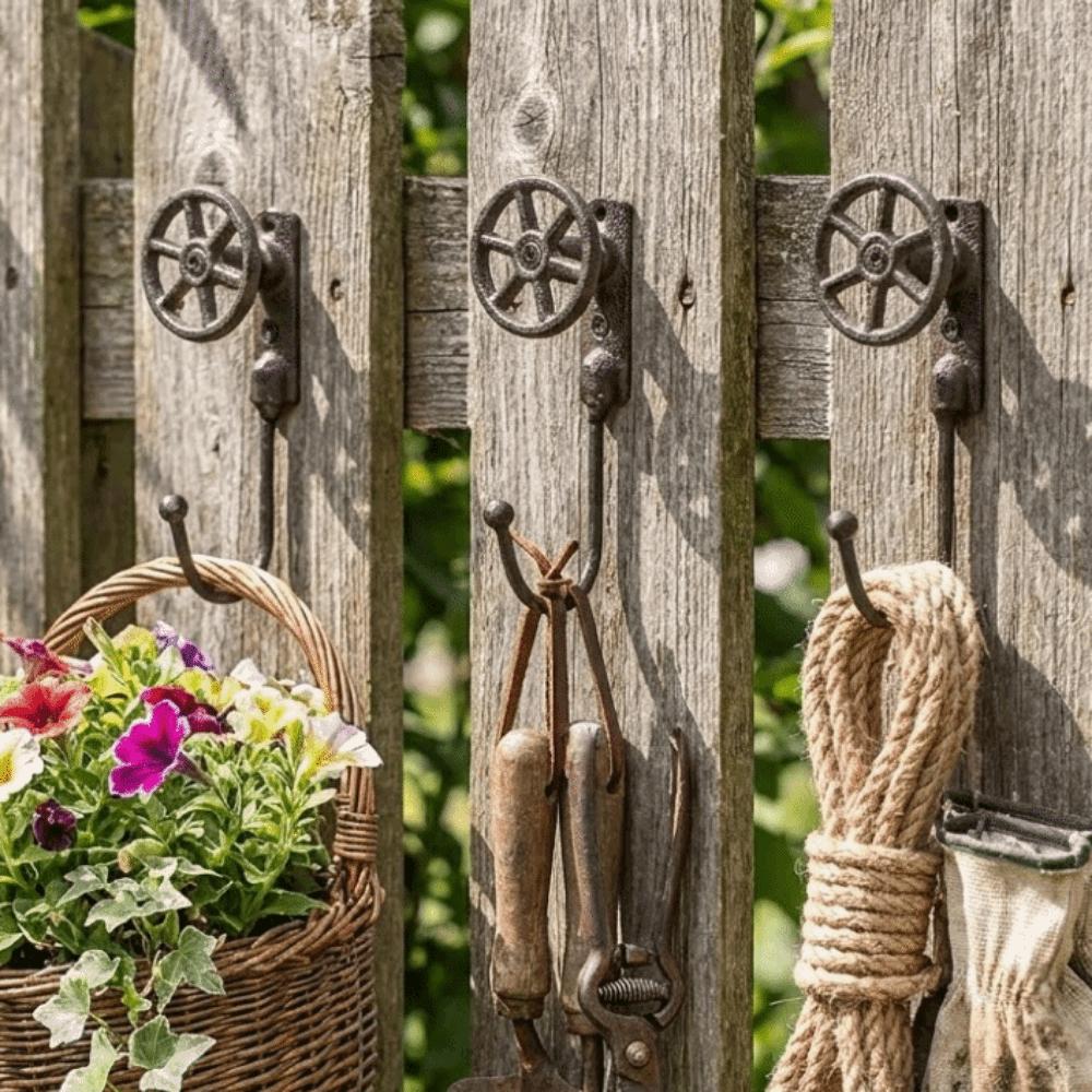 Iron Wall Hanging Hook Rustic Coat Hanger Retro Key Organizer Courtyards