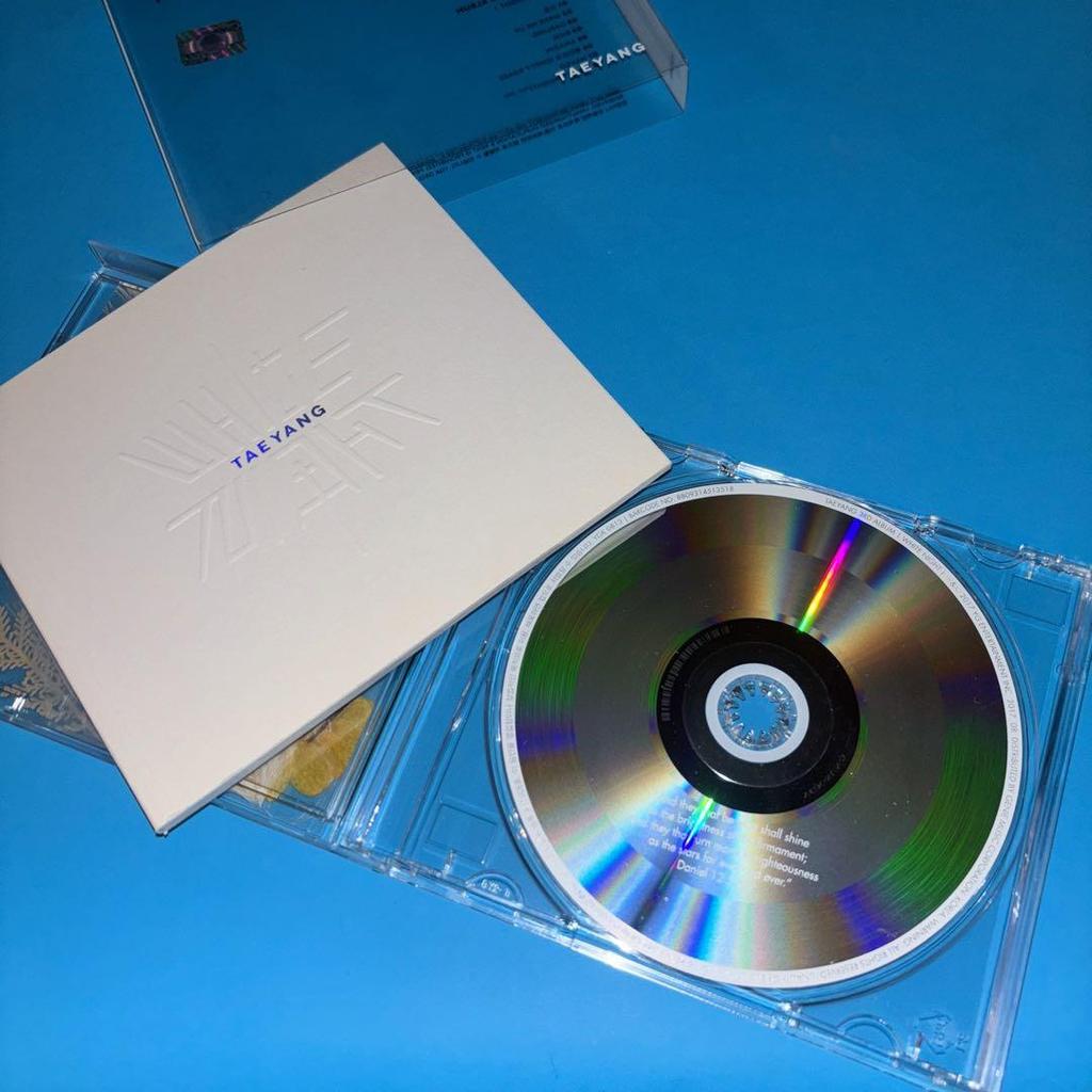 [USED] Taeyang CD White Night with trading card BIGBANG ZICO