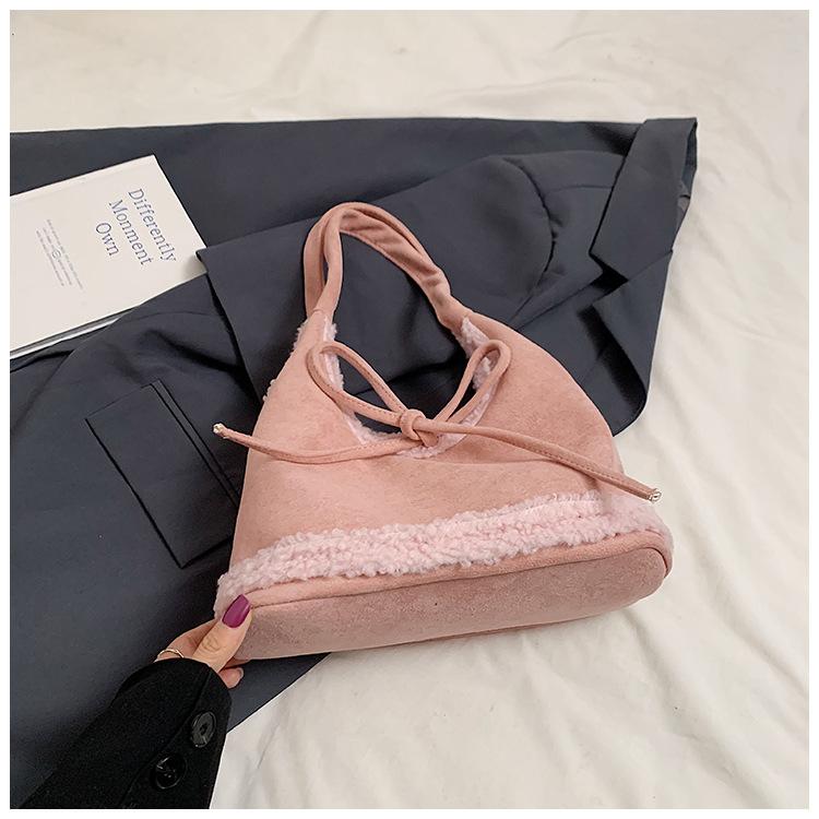 

Нишевая сумка-тоут из овечьей шерсти с вставками, женская, новая 2025, с бантом, в стиле ретро, ленивая, большой вместимости, подмышечная, на плечо