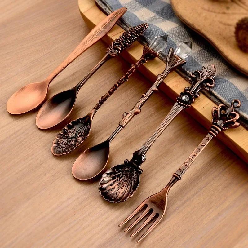 6pcs Vintage Spoons Fork Mini Royal Style Bronze Color Metal Carved Coffee Fruit Dessert Fork Stirring Teaspoon Kitchen Tool