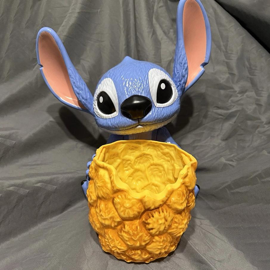 

Anime Stitch Doll Figure Handheld Popcorn Bucket Ornament Cute Animation Action Figure Model Collectible Cartoon Toy Gift