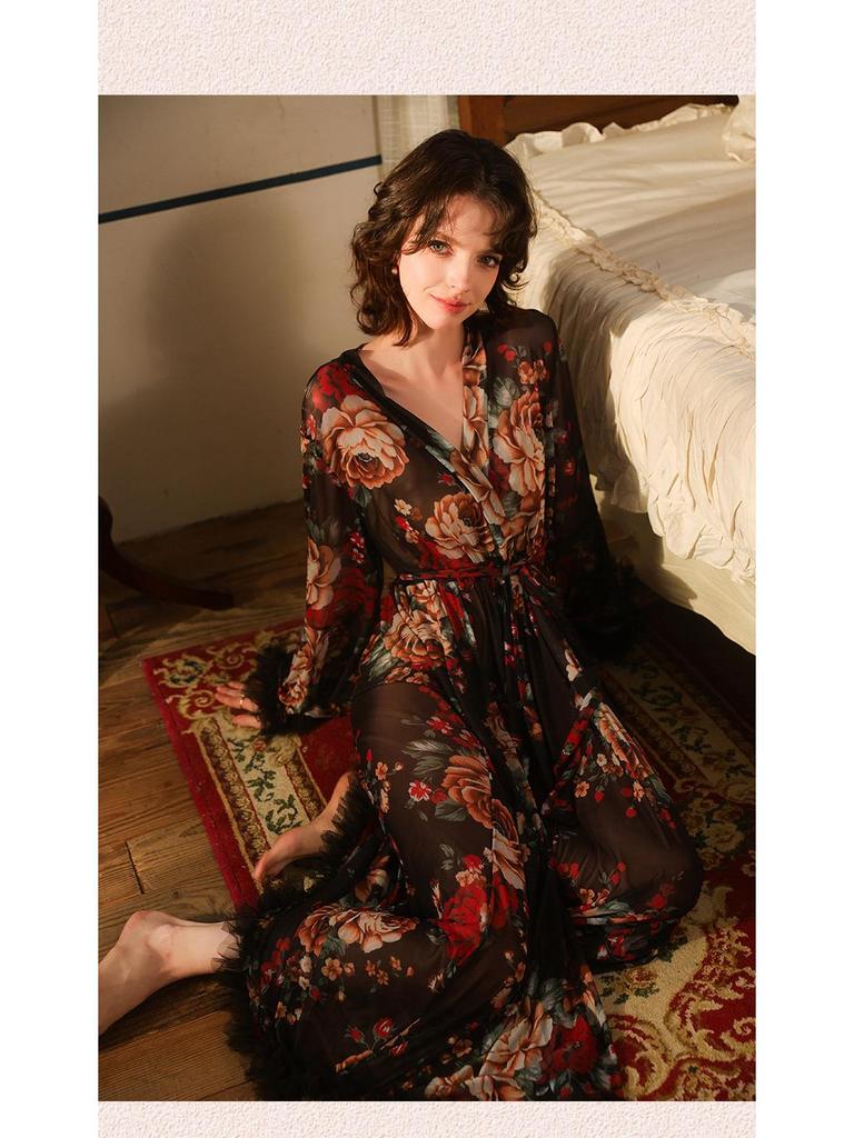 Elegantes Retro-Blumen-Netz-Bademantel mit Federbesatz - Durchsichtiges Loungewear-Design