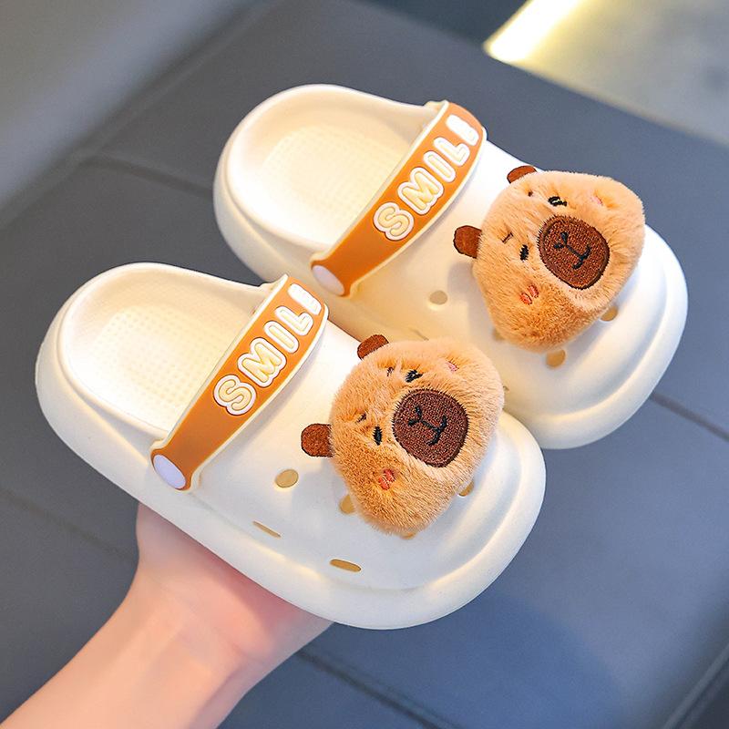 Kapibara Children's Clog Shoes Summer Non-Slip Soft Cushion Boys Closed-Toe Breathable Outdoor Kids Beach Sandals