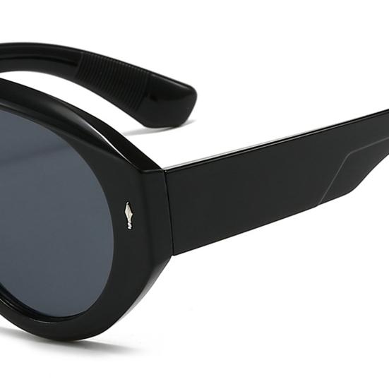 Oversized Pilot Sunglasses for Women Design Sun Glasses Classic Retro UV400 Protection Lenses Lightweight Fashion Accessory