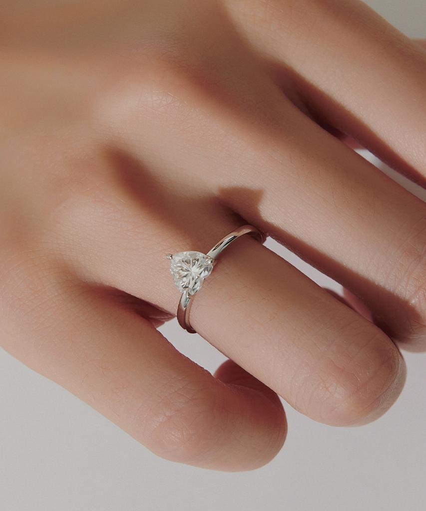 Helene Jewelry Silver 925 1-Carat Heart Cut Moissanite Miss Ring (Type A)