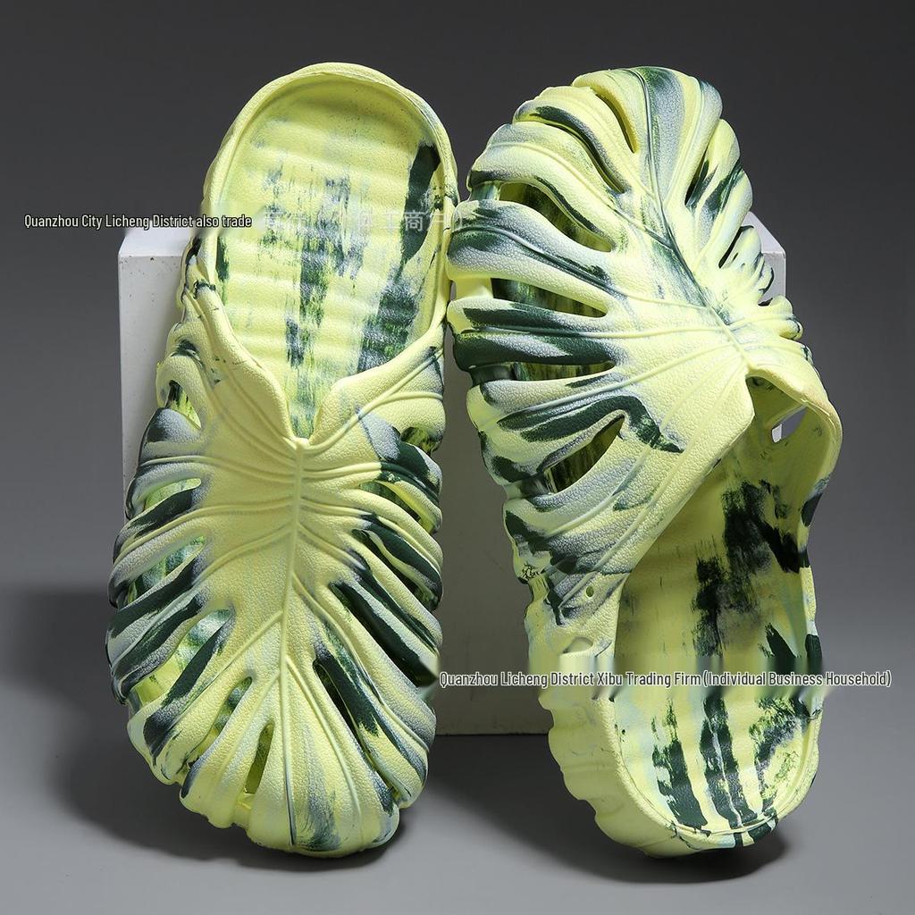 Men's Summer Lightweight Breathable Closed-Toe Monstera Leaf Sandals