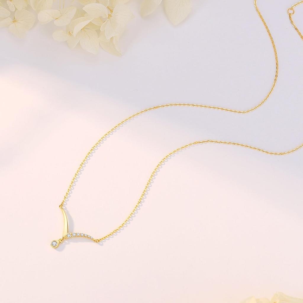 FANCIME Diamond Necklace for 18K Yellow Drop Dangling Perfect Gift for Gift Wrapping Included Women, Gold, V-Shaped, Pendant, Amulet, Mother's Day,
