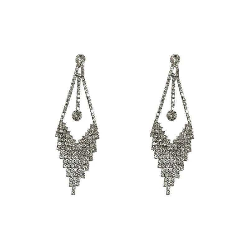 Exaggerated personality long waterfall fringed earrings for women, fashionable light luxury temperament advanced sense showing face thin earrings