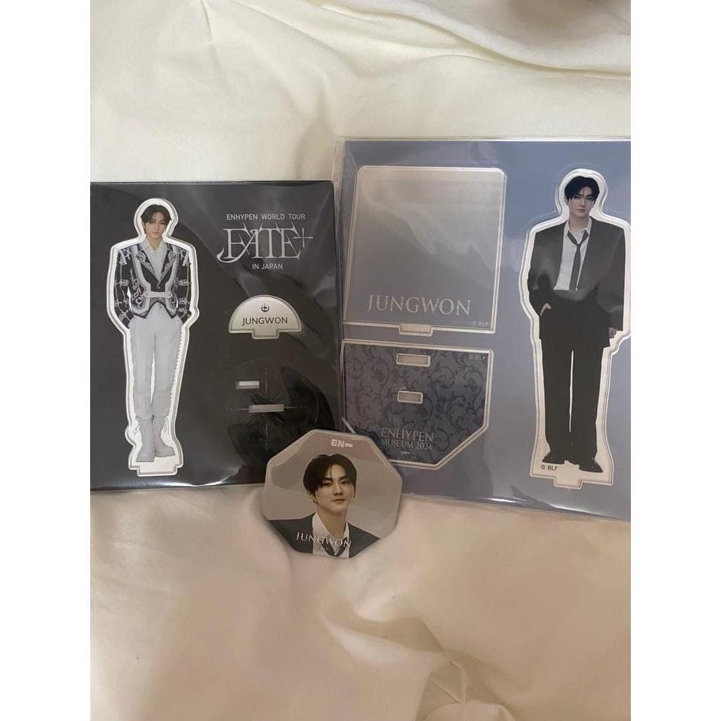 Used ENHYPEN JUNGWON Acrylic Stand Can Badge