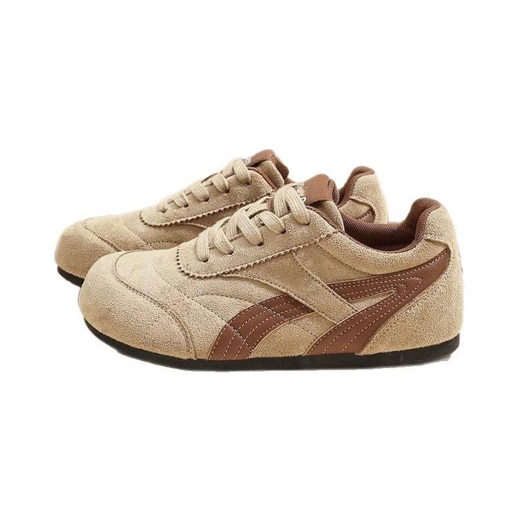 Rotes Licht Hongkong-Stil Freizeitschuhe Damen Herbst 2025 neues Nischendesign schick retro sportlich moralische Trainingsplatte