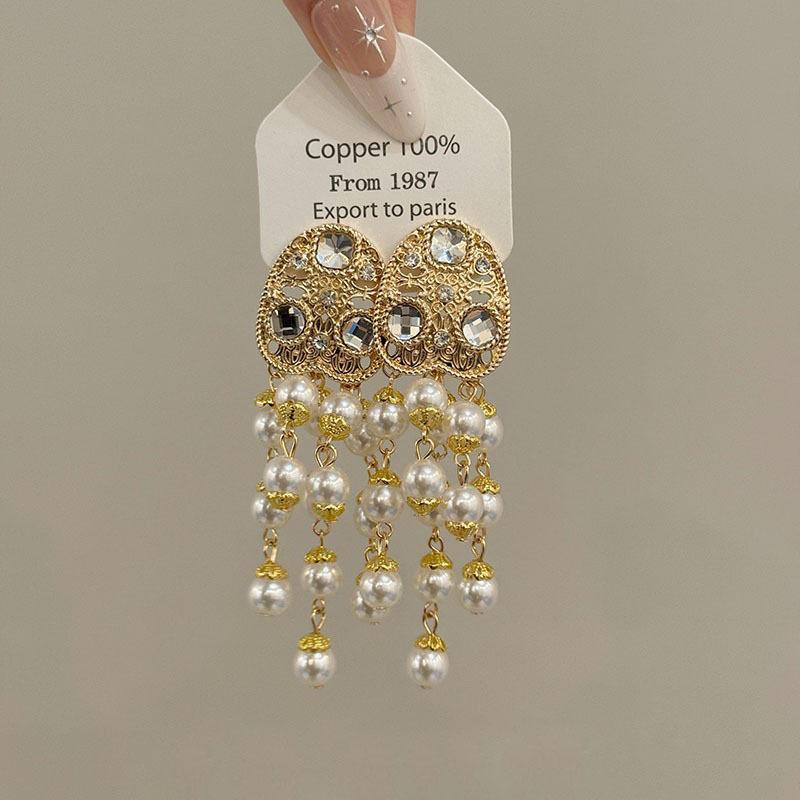 Retro Court Style Fringed Earrings Old Carving Small Fragrant Style Medieval Vintage Light Luxury Temperament Long Earrings