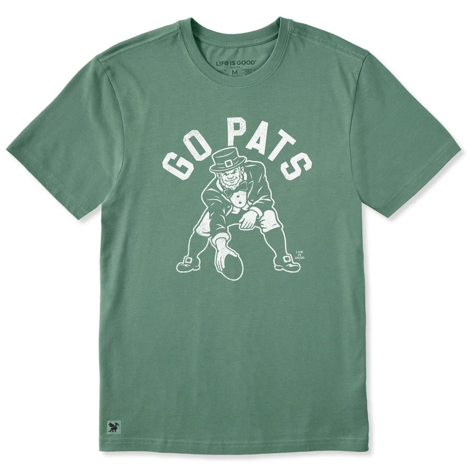 

Life is Good Men s Go Pats Leprechaun Short Sleeve Crusher Tee, Granite Green XL