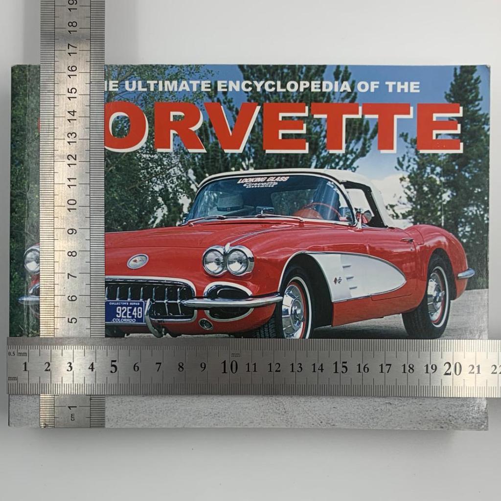 [USED] Chevrolet Corvette English Book CORVETTE