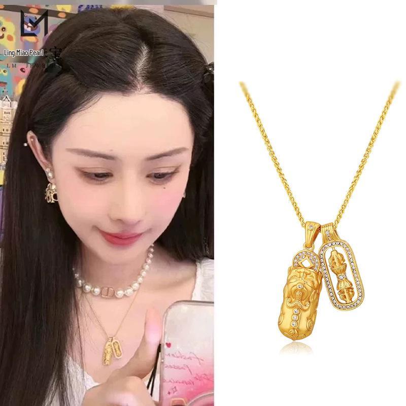 Wei Xue Ancient Sand Gold Pixiu Vajra Pendant Necklace with Diamonds - Luxurious Layered Clavicle Chain for Women