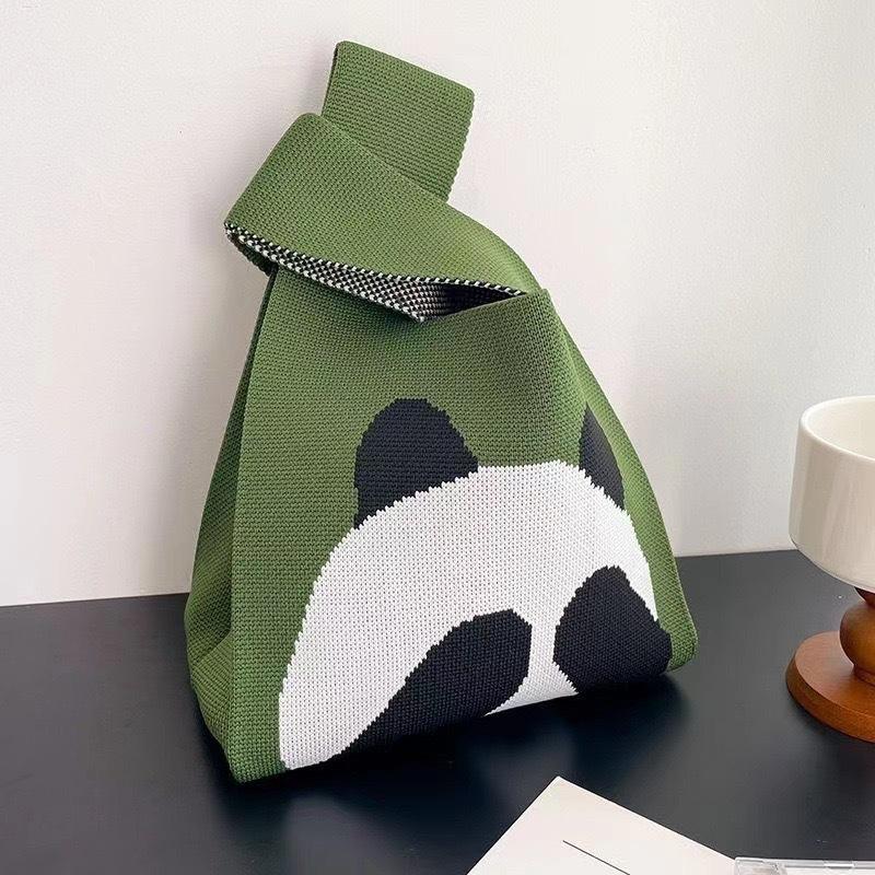 Knitted bag Girls vest bag Small square bag New knitted bag Hand bag Knitted bag Oblique span