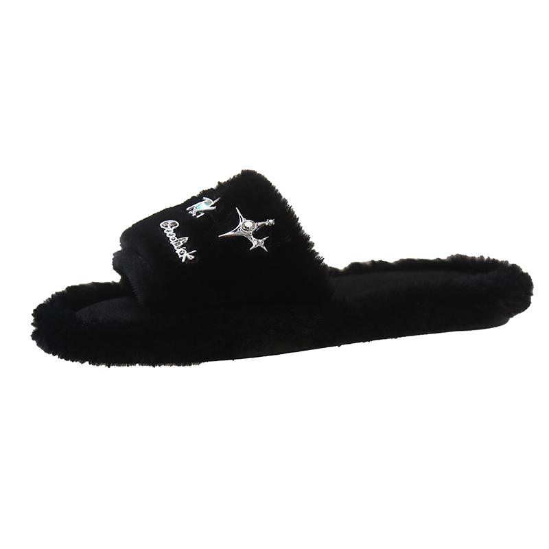 Fashion Wear Versatile Warm Winter Slippers with Metal Decoration Women Outer Velvet Cotton Winter Slippers with Velvet Slippers Women