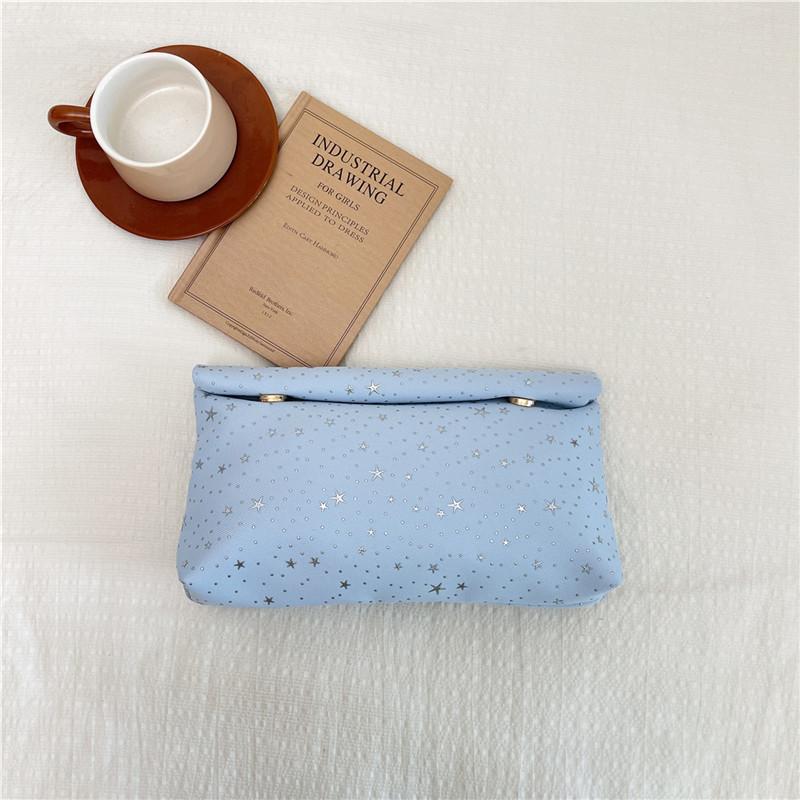 Leisure Commuting Bag Trendy, Elegant and Fashionable Envelope Handbag for Women