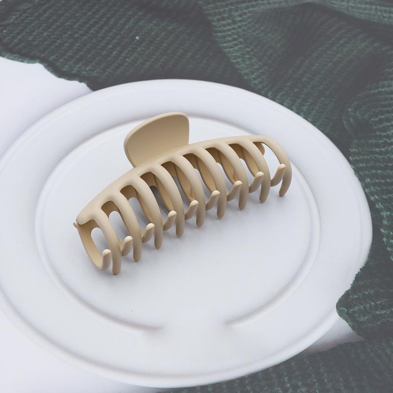 New Large Size Hair Claws for Women Claw Clip Korean Headdress Soild Color Crab Hair Clip Hairpin Fashion Hair Accessories