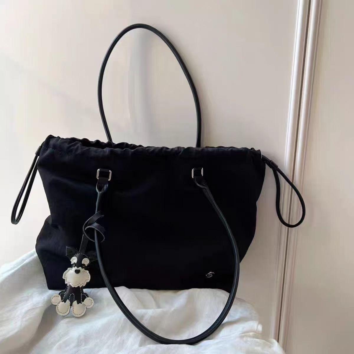 

JIAERDI Black Drawstring Minimalist Tote Bag Women Nylon Large Capacity Shoulder Bag Ladies Casual Commute Versatile Handbag New 32x30x12cm чёрный