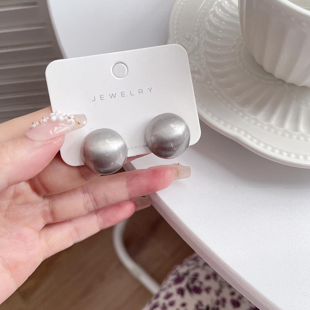 Simple Geometric Gold Brushed Metal Ball Clip On Earrings Non Piercing Trendy Temperament Jewelry