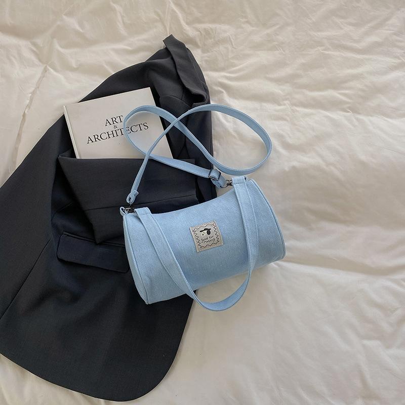 

2025 new casual versatile girl pillow bag cute commuter denim bag small fresh student messenger bag woman синий