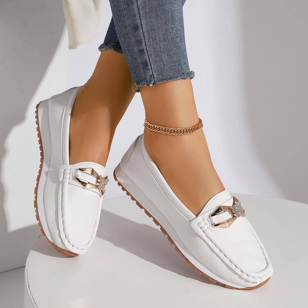 Fashion New Women Flats Sneakers Slip-On Luxury Trend Classic Female Sneakers Spring Comfy Casual Shoes Women Light Breathable Loafers