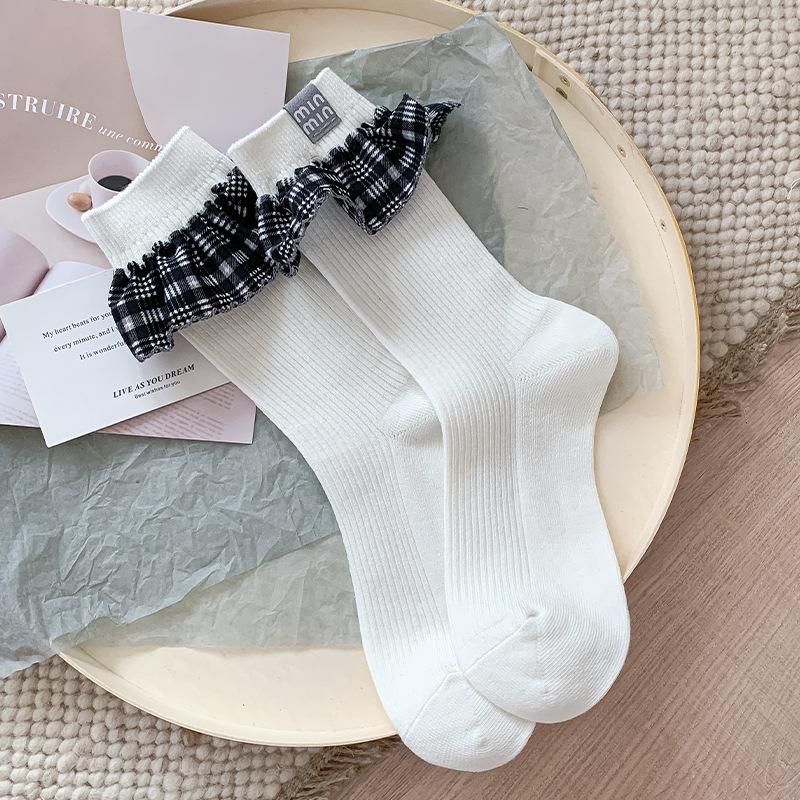 

Mid-calf Socks for Women In Autumn, Double-needle Mid-calf Socks for Women, Lace Checkered Fabric Label Pile Socks 1 pair белый