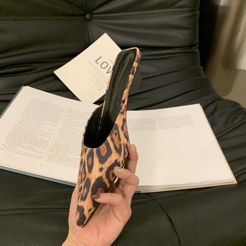 Muller Tow Slippers Low Heel Small Square Head Back Empty Half Tow Spring and Summer 2025 New Bag Head Cat Heel Special-shaped and Sandals