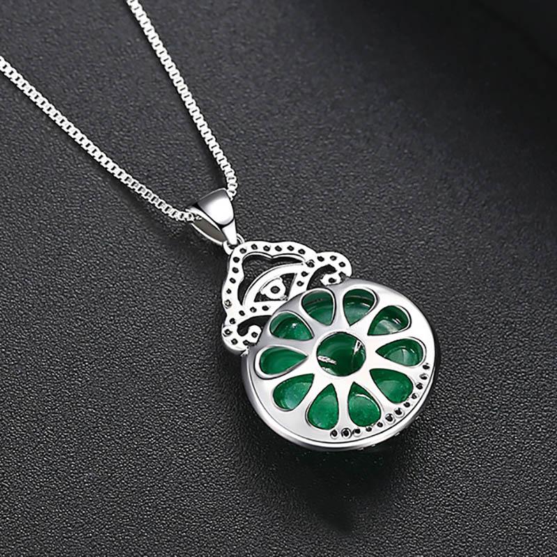 BELLA BOX Collana di cristallo semplice con catena di clavicola personalizzata splendida a forma di verde di vendita caldo per il commercio all'ingrosso di gioielli da sposa da donna